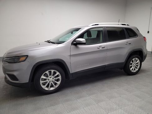 Used 2020 Jeep Cherokee Latitude image 2