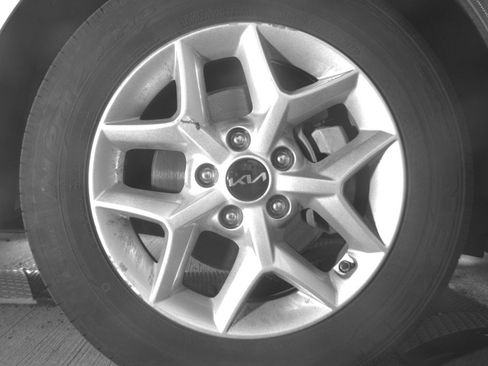 Used 2025 Kia Soul LX w/ LX Technology Package image 13