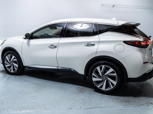 Used 2019 Nissan Murano Platinum w/ Cargo Package image 2
