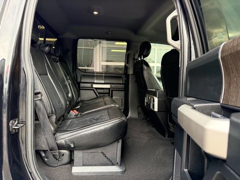 Used 2021 Ford F250 Lariat w/ Chrome Package image 38