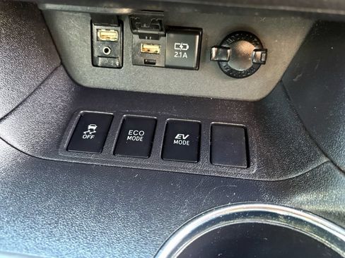 Used 2019 Toyota Highlander Limited AWD/4WD image 53