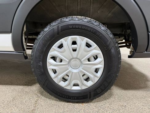 Used 2016 Ford Transit 350 XL image 49