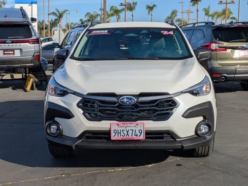 Used 2024 Subaru Crosstrek 2.0i Premium w/ Popular Package #4 image 2