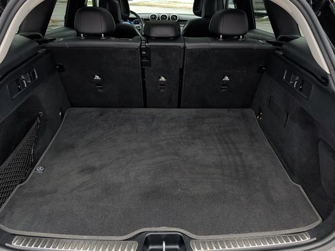 Used 2023 Mercedes-Benz GLC 300 4MATIC image 17