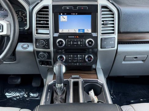 Used 2016 Ford F150 Lariat image 21