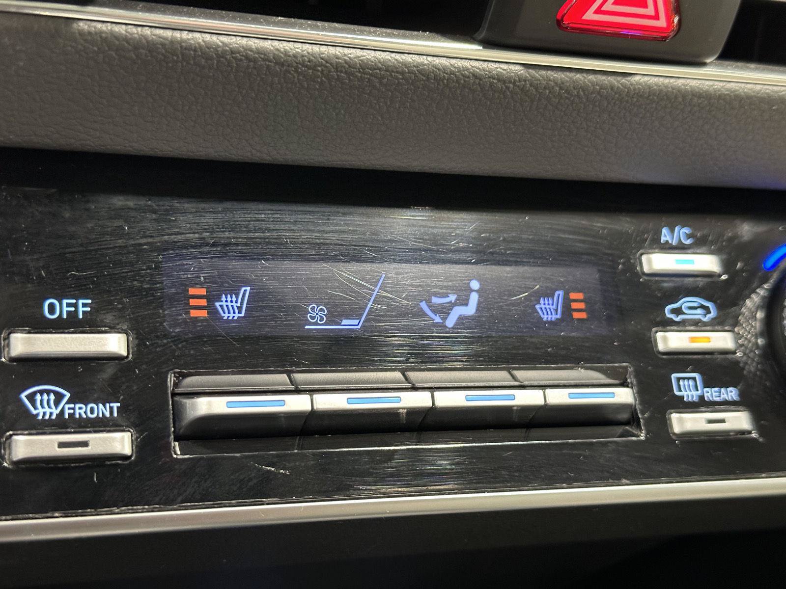 Certified 2023 Hyundai Sonata SEL w/ Convenience Package FWD image 23