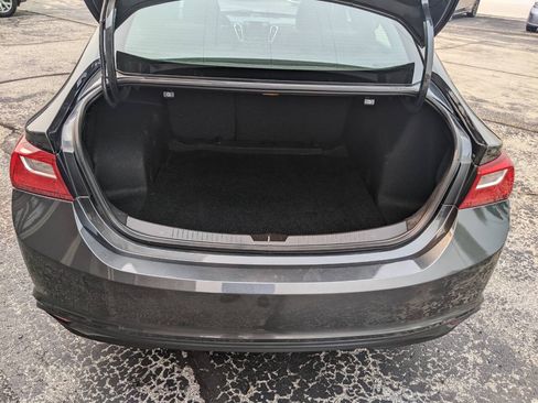 Used 2016 Chevrolet Malibu LT FWD image 21