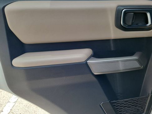 Used 2022 Ford Bronco Wildtrak AWD/4WD image 12