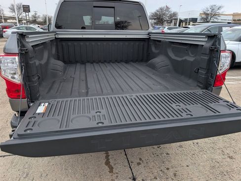 Certified 2024 Nissan Titan SV w/ SV Convenience Package image 29