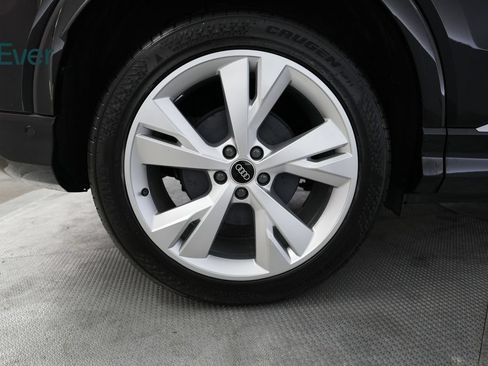 Used 2023 Audi Q4 e-tron Premium Plus w/ Premium Plus AWD/4WD image 22