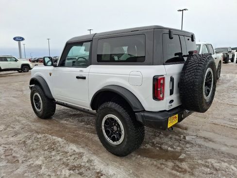 Used 2023 Ford Bronco Badlands w/ Sasquatch Package image 4