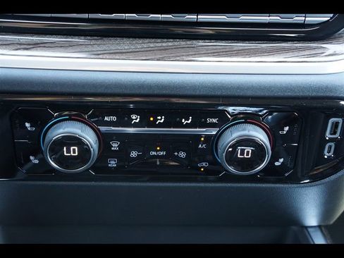 New 2026 Chevrolet Silverado 1500 RST w/ LPO, Dark Essentials Package AWD/4WD image 9