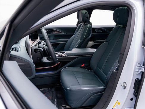 Certified 2026 Cadillac Lyriq Signature Sport w/ Nappa Leather Package AWD/4WD image 19