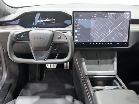 Used 2022 Tesla Model S image 13