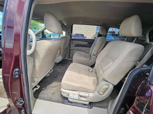 Used 2012 Honda Odyssey LX image 9