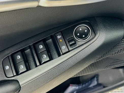 Certified 2024 Kia Seltos EX AWD/4WD image 18