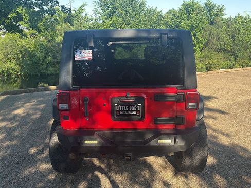 Used 2016 Jeep Wrangler Unlimited Sport w/ Quick Order Package 24S AWD/4WD image 7
