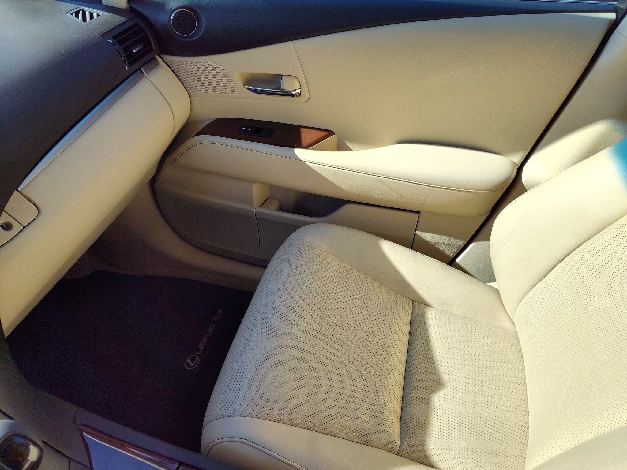 Used 2013 Lexus RX 350 AWD w/ Navigation Pkg image 35