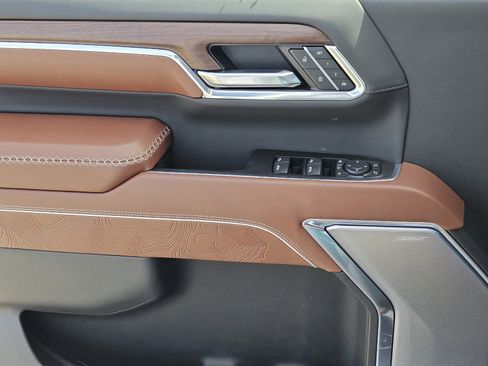 New 2026 GMC Sierra 2500 Denali Ultimate AWD/4WD image 16