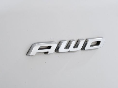 Used 2022 Ford Edge SEL w/ Convenience Package image 21