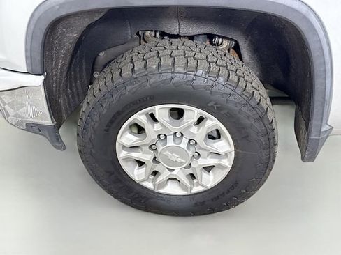 Used 2020 Chevrolet Silverado 3500 LTZ w/ LTZ Plus Package image 33