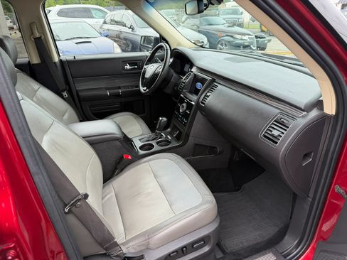 Used 2019 Ford Flex Limited w/ Equipment Group 301A FWD image 14