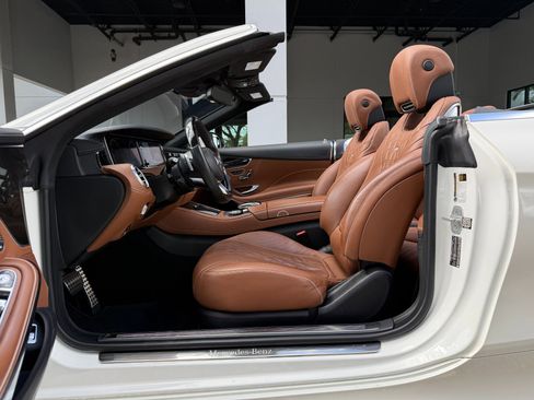 Used 2017 Mercedes-Benz S 550 Cabriolet image 22