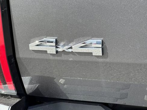 Used 2024 Toyota Tundra Limited image 29