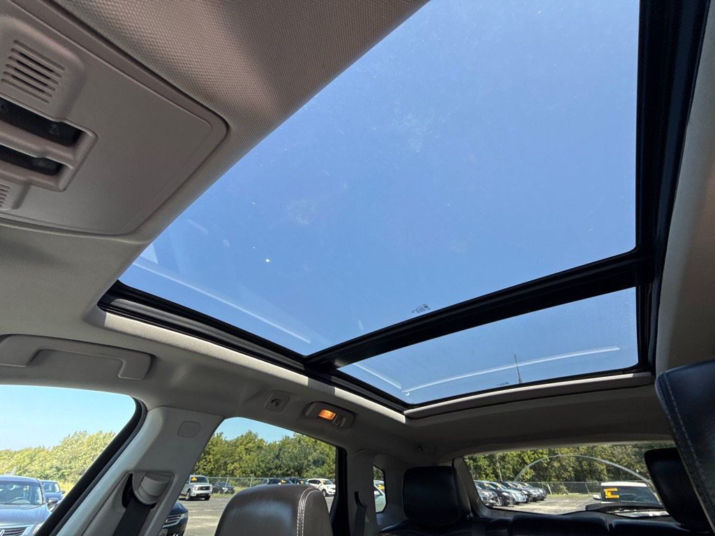 Used 2012 Cadillac SRX Premium w/ LPO, Protection Package AWD/4WD image 15