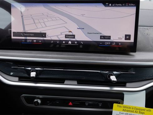 New 2026 BMW X5 xDrive50e w/ Climate Comfort Package image 25