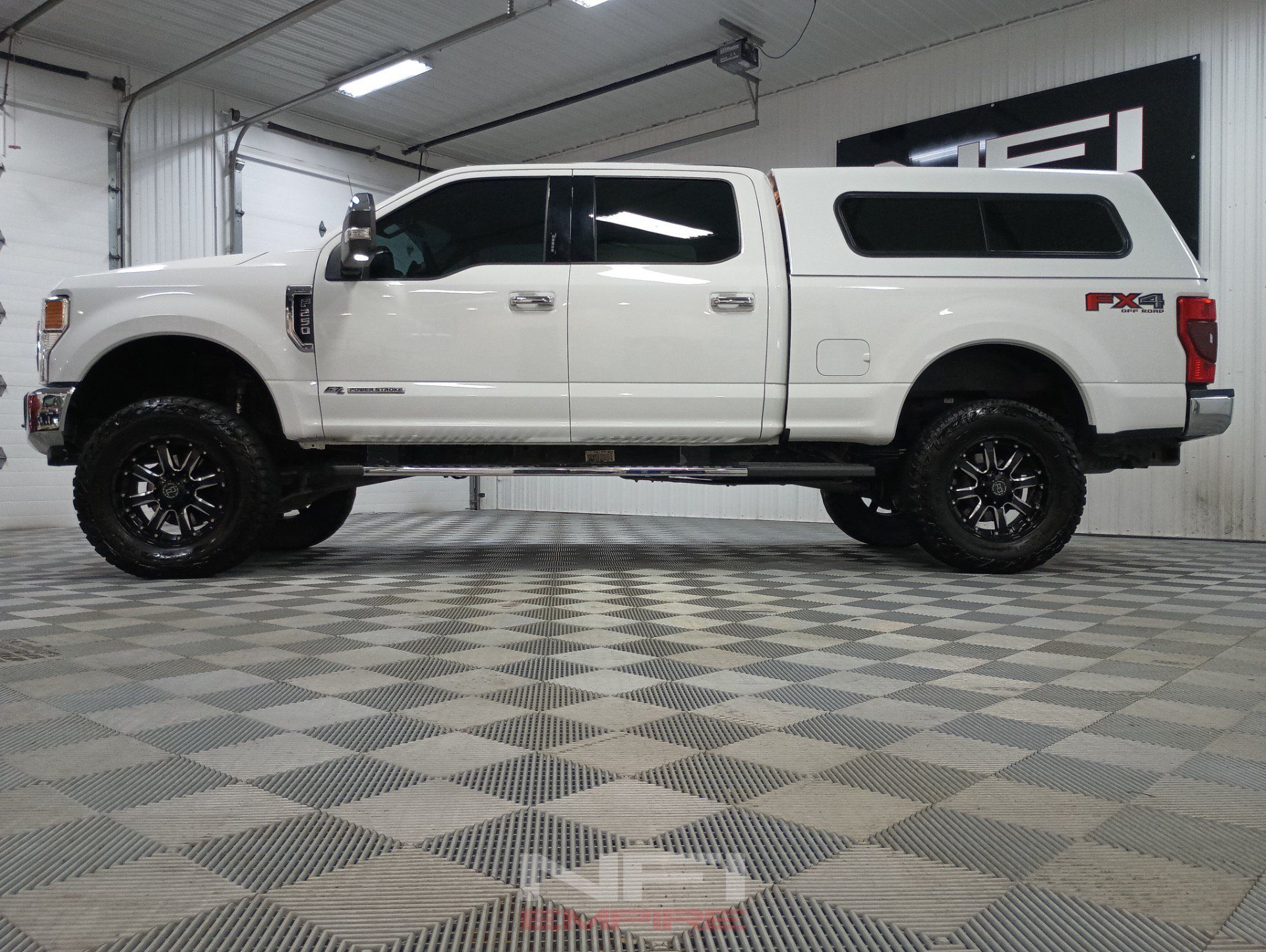 Used 2020 Ford F250 XLT w/ XLT Premium Package AWD/4WD image 11