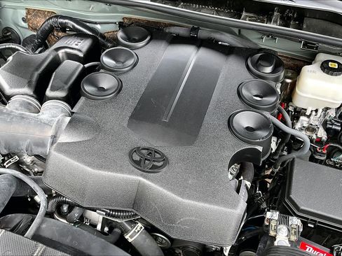 Used 2023 Toyota 4Runner TRD Off-Road Premium w/ Moonroof Package image 32