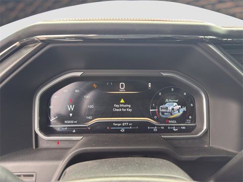 Used 2024 GMC Sierra 2500 AT4 w/ AT4 Preferred Package image 30