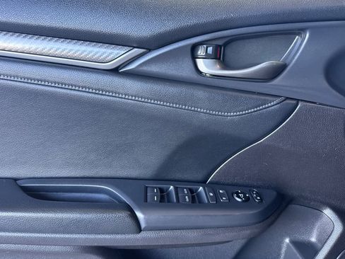 Used 2019 Honda Civic Sport Touring image 12