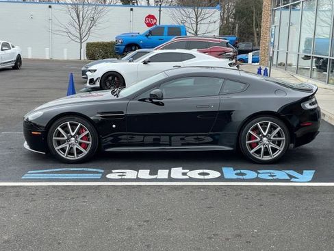 Used 2015 Aston Martin V8 Vantage GT image 14