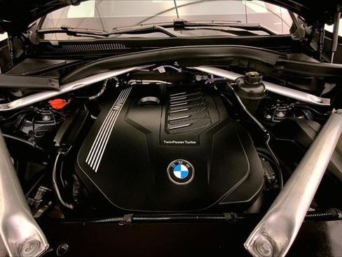 Used 2021 BMW X5 xDrive40i w/ Executive Package image 9