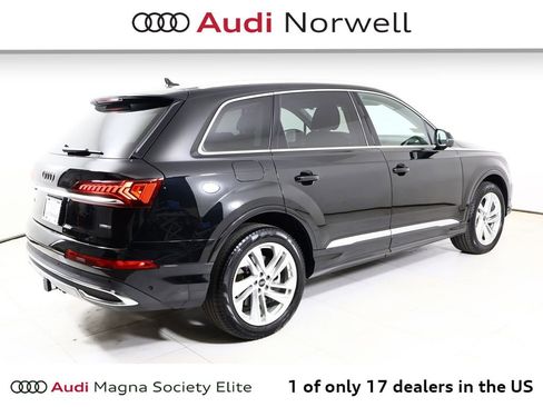 Used 2023 Audi Q7 3.0T Premium Plus w/ Premium Plus Package AWD/4WD image 19