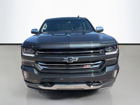 Used 2018 Chevrolet Silverado 1500 LTZ Z71 AWD/4WD image 2
