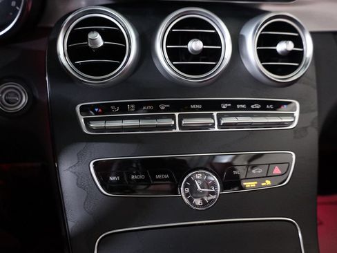 Certified 2022 Mercedes-Benz C 300 4MATIC Cabriolet image 32