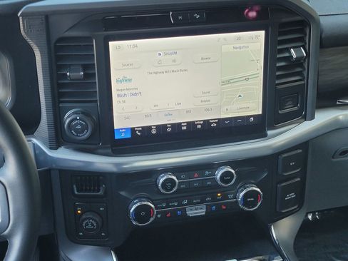 Used 2025 Ford F150 Lariat w/ Equipment Group 502A High image 15