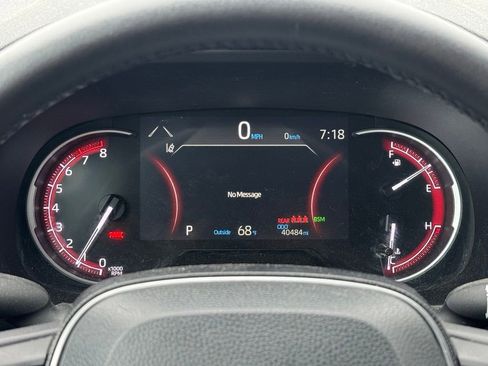 Used 2020 Toyota RAV4 TRD Off-Road AWD/4WD image 8