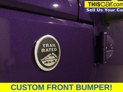 Used 2018 Jeep Wrangler Unlimited Sahara image 13