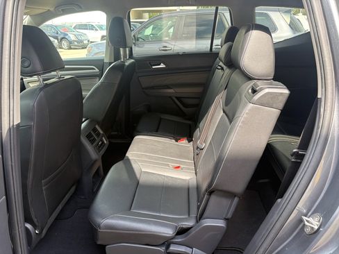 Used 2022 Volkswagen Atlas SE FWD image 23