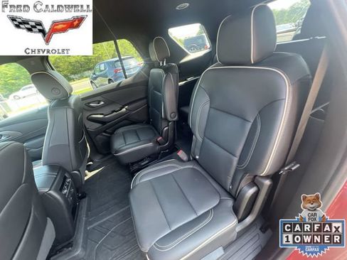Used 2023 Chevrolet Traverse Premier FWD image 30