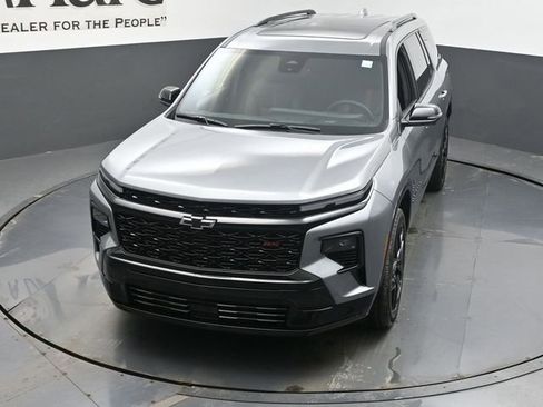 New 2026 Chevrolet Traverse RS w/ LPO, Floor Liner Package image 25