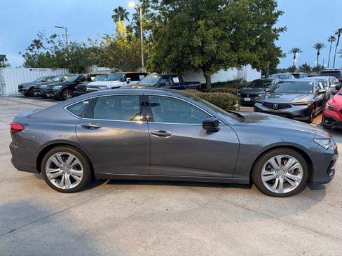 Used 2023 Acura TLX w/ Technology Package image 6