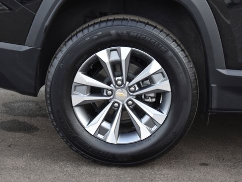 Used 2025 Chevrolet Equinox LT w/ Safety and Technology Package image 37