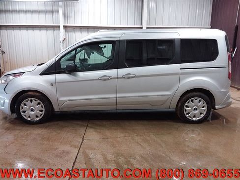 Used 2018 Ford Transit Connect XLT image 2