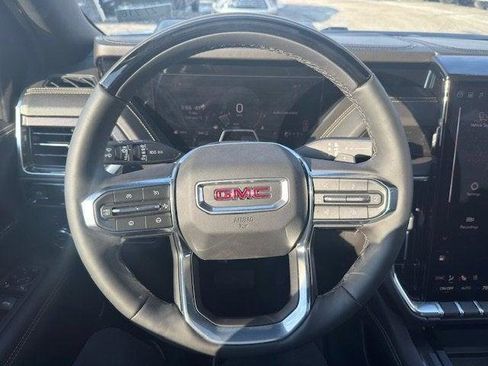 New 2026 GMC Yukon XL Elevation w/ Elevation Premium Package image 18