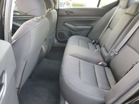 Certified 2025 Nissan Altima 2.5 SV FWD image 12